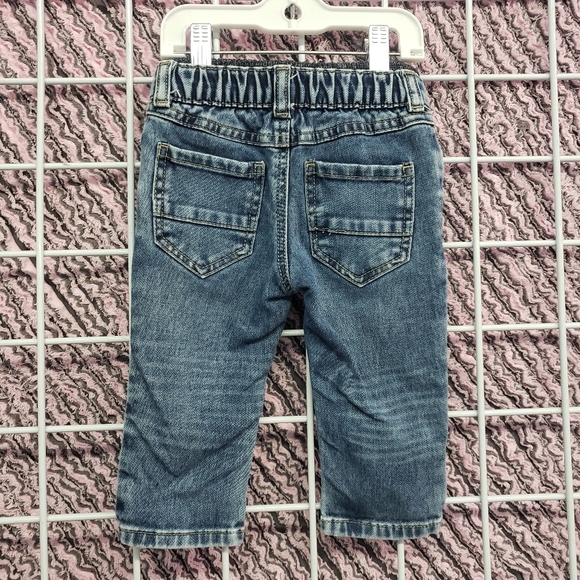 Jeans - Picture 2 of 3